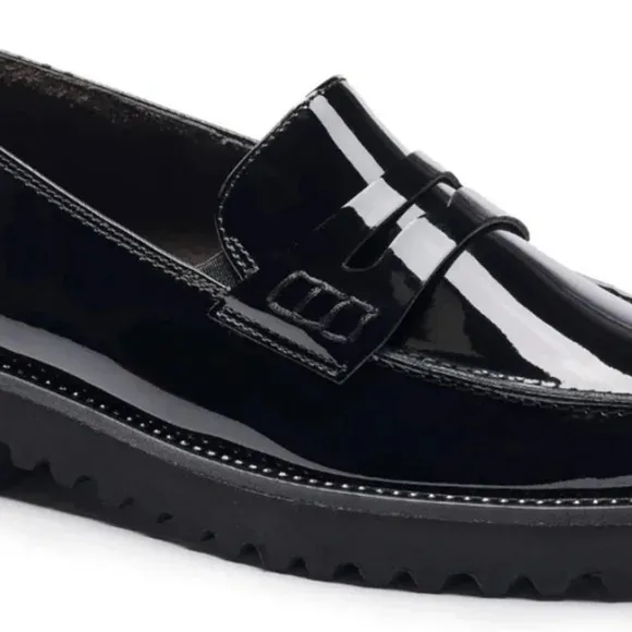 NEW PAUL GREEN Lug Sole Slip On Loafers Black Leather Women's Size 8.5