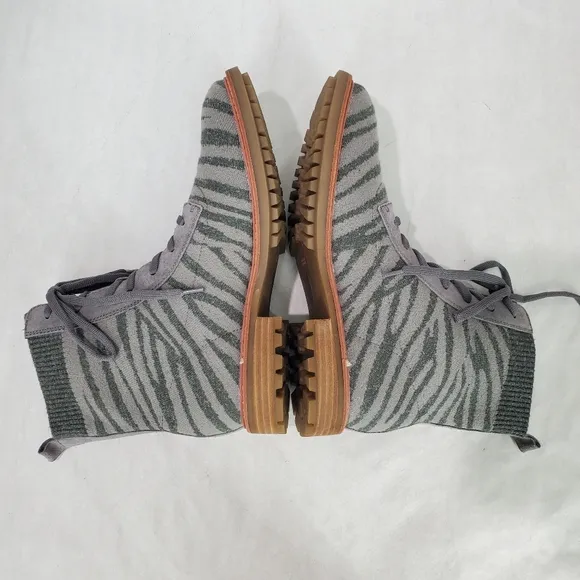 New Sofft Womens Landee Grey Tiger Lace Up Knit Combat Boots Shoes Leather