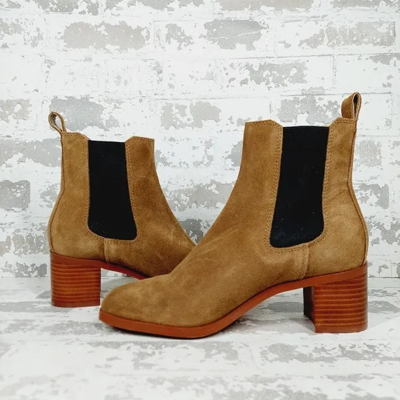 NEW Steve Madden Rhiannon Chelsea Brown Suede Block Heel Ankle Boots V336