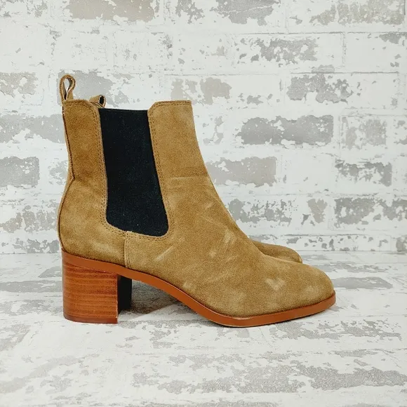 NEW Steve Madden Rhiannon Chelsea Tan Suede Block Heel Ankle Boots i171