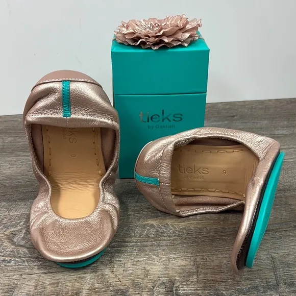 NEW Tieks NAUGHTY Metallic Bronze Flats Size 9
