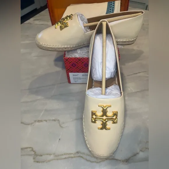 NEW Tory Burch Espadrille, soft cream leather, 1/2” jute &amp; rubber sole,  size 11