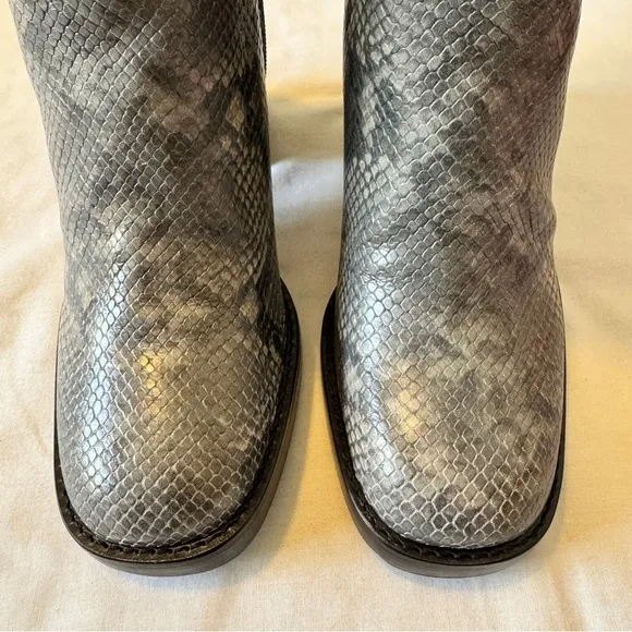 NEW Vince Camuto 11 Gibi Gray Snakeskin Wide Calf Boots ~ Snake Block Heel