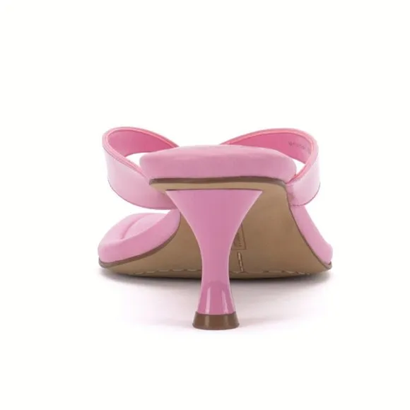 NEW Vince Camuto Sizes 8.5, 9 Venantha Thong Sandal - Sachet Pink
