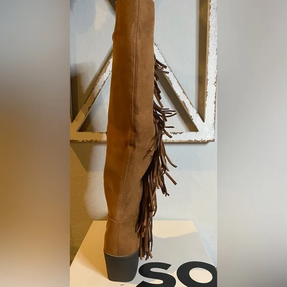 New Women’s SO Cognac Knee High Fringe Boots Size 8 WC Wide Calf Boho Western