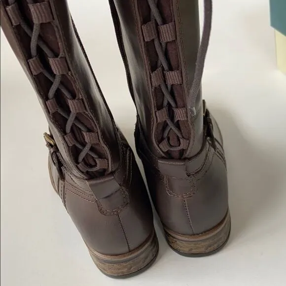 NEW Earth Brand leather boots