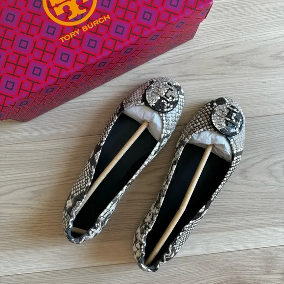 ☀️NEW☀️Tory Burch Minnie Travel Flats Snake Printed