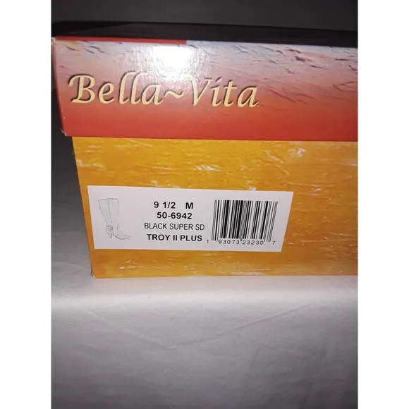 NIB Bella Sz 9.5M Vita Troy II Plus Black Ultra Suede Dress Snow Boots