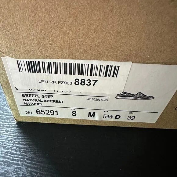 NIB Clarks womans breeze step natural interest slip on loafers size 8M