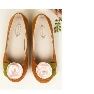 NIB Joyfolie Charlotte closed toe Flat in Spice Girls sz 4