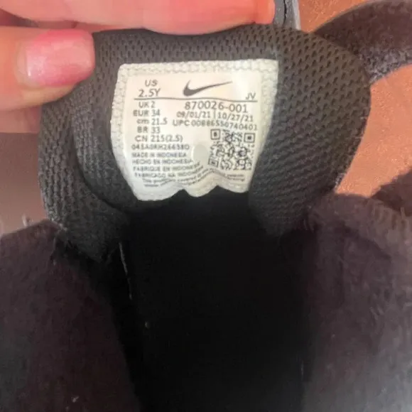 NIB Nike Court Borough Mid Black Sneakers