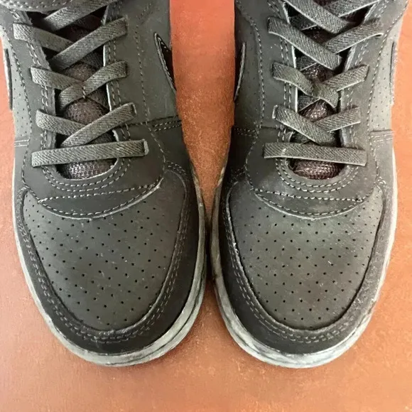NIB Nike Court Borough Mid Black Sneakers