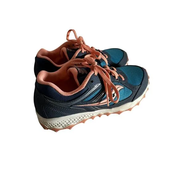 NIB Saucony Cohesion TR14 Girls Shoe Sneakers Size US 4M Youth Athletic Run