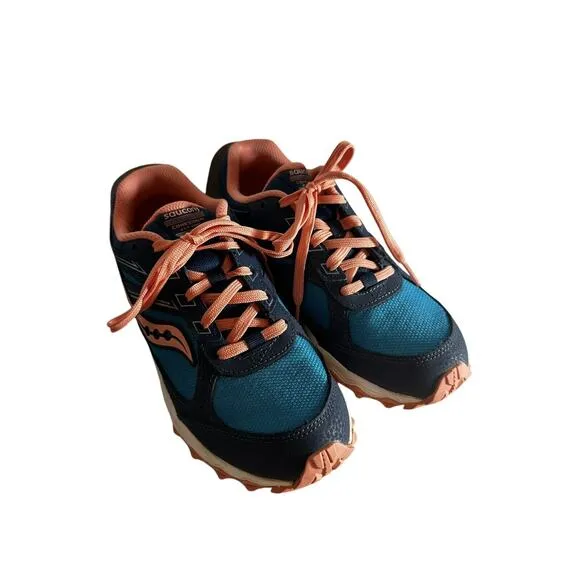NIB Saucony Cohesion TR14 Girls Shoe Sneakers Size US 4M Youth Athletic Run