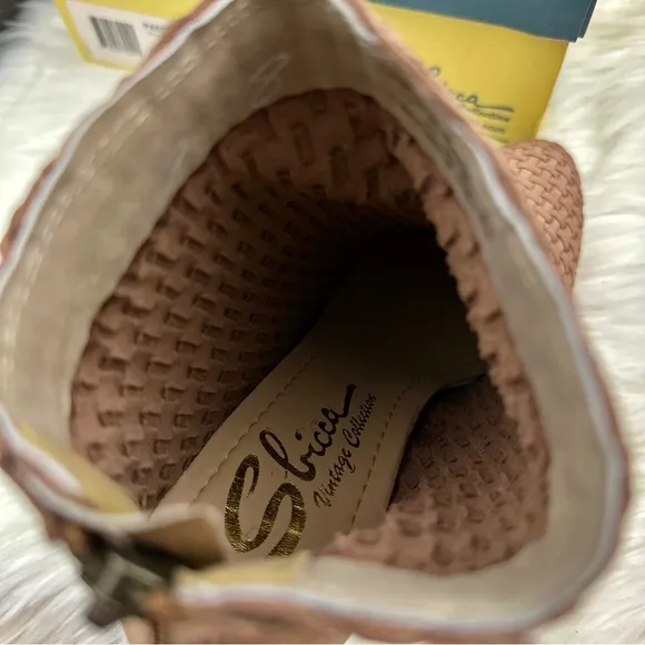 NIB Sbicca Parkman Woven Leather Cone Heel Shooties Ankle Booties Boots Tan 8