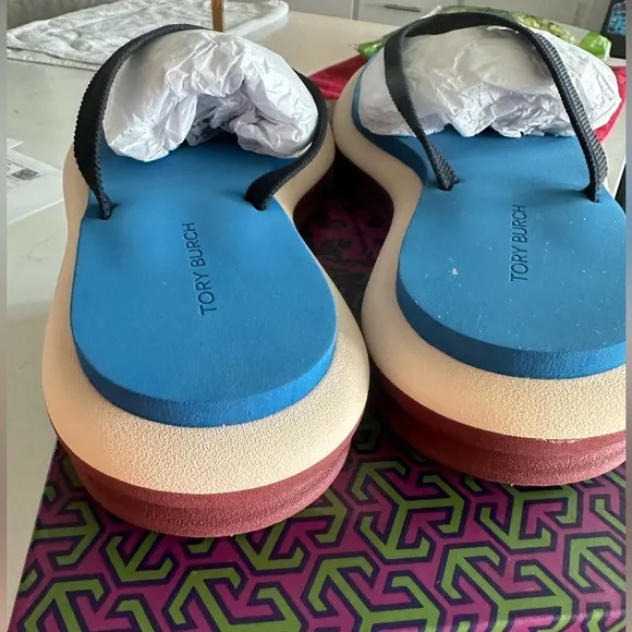 NiB Tory Burch Thong Sandals