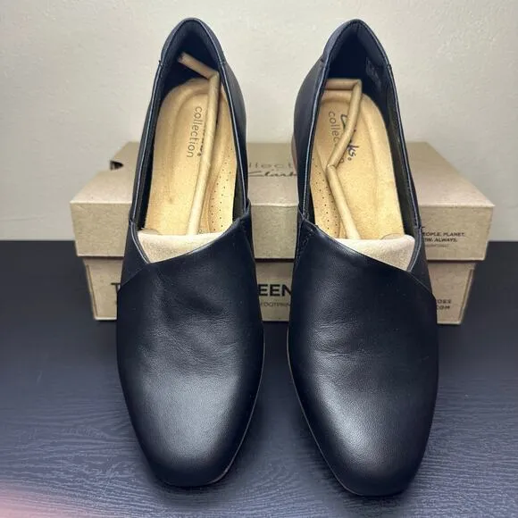 NIB Womans Clarks Juliet Palm slip on black loafers size 8.5M