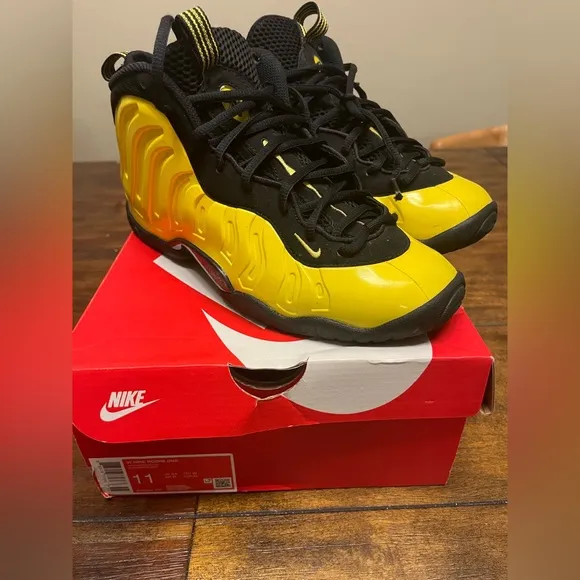 Nike Air FOAMPOSITE One WU TANG BLACK OPTIC YELLOW SIZE 7Y