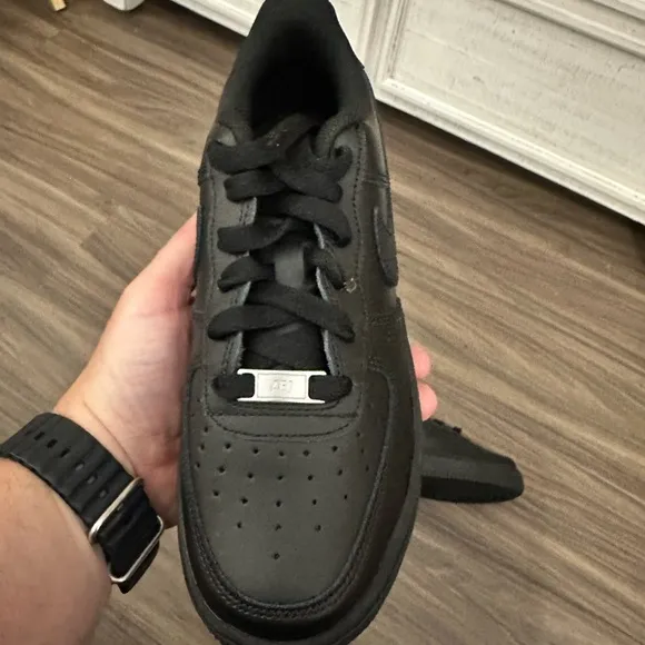 Nike Air Force 1 Kids Black Sneakers