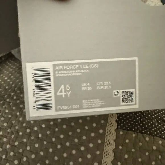 Nike Air Force 1 Kids Black Sneakers