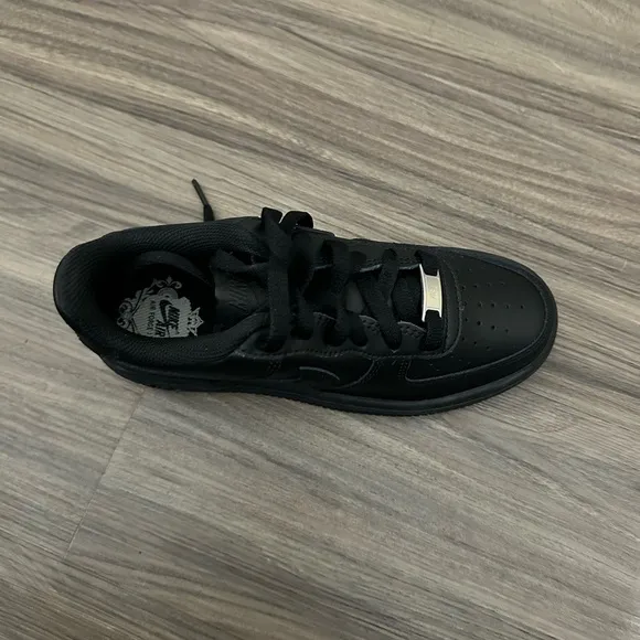 Nike Air Force 1 Kids Black Sneakers