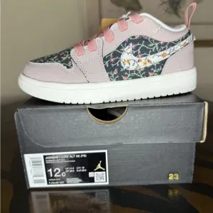 Nike Air Jordan 1 Low SE (PS) Floral Platinum Violet Sail FJ3446 001 Size 12c
