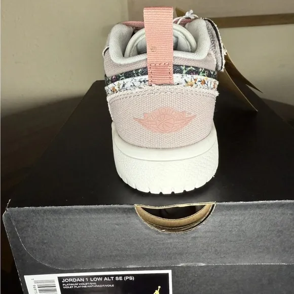 Nike Air Jordan 1 Low SE (PS) Floral Platinum Violet Sail FJ3446 001 Size 12c