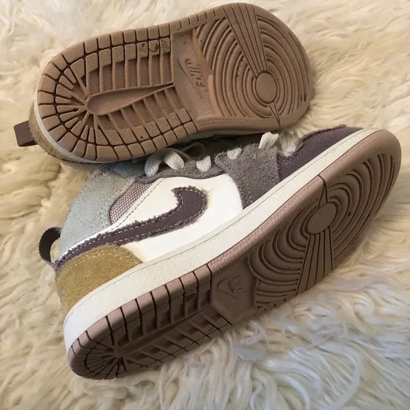 Nike Air Jordan 1 Mid SE Craft DZ4468 102 Inside Out/Taupe PS Kids Size 11.5C