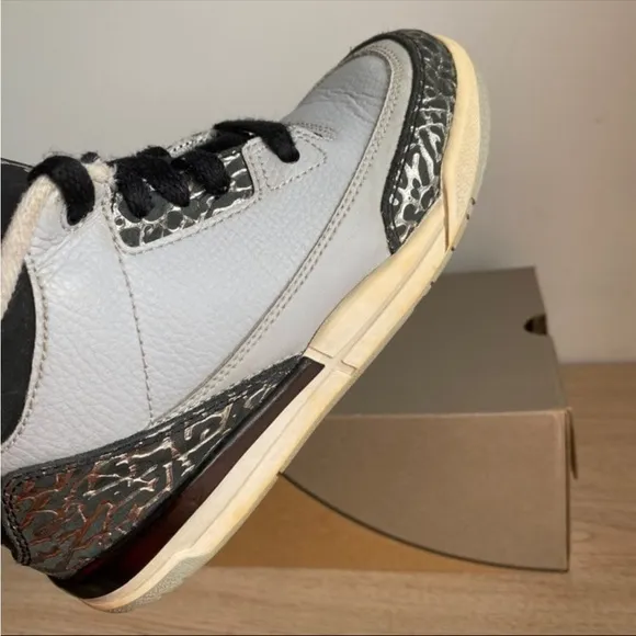 Nike Air Jordan 3 Wolf Grey Kids Sneakers-SZ 1 Y