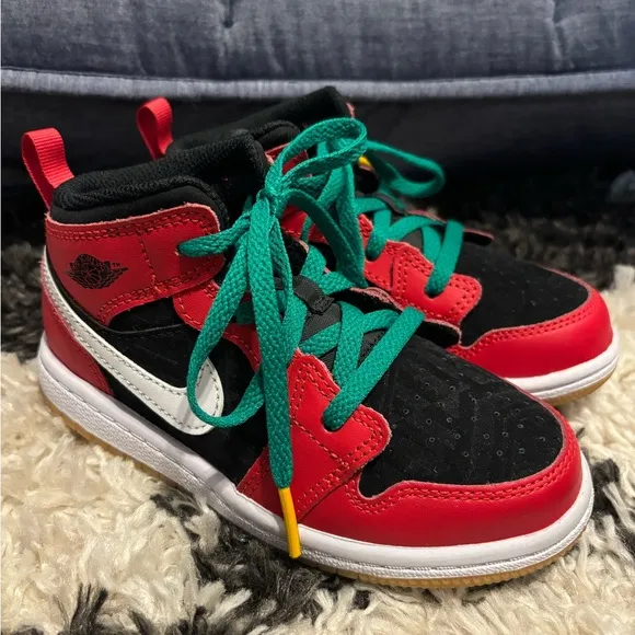 Nike Air Jordan Kids Red and Black Dunk Mid’s Like New