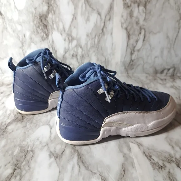 Nike‎ Air Jordan Retro Boys Sneakers Indigo &amp; White Size 6Y