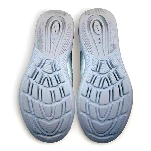 Nike Air Max Axis GS Boys Sz‎ 6Y Athletic Shoes gray black lime green