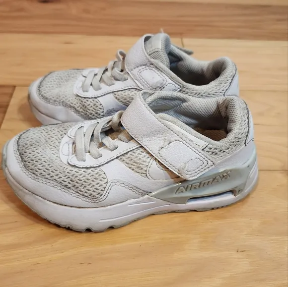 Nike Air Max little kid white sneakers size 11C