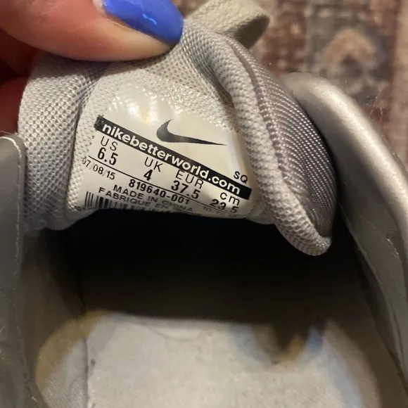 Nike air max thea Metallic Silver Sneakers