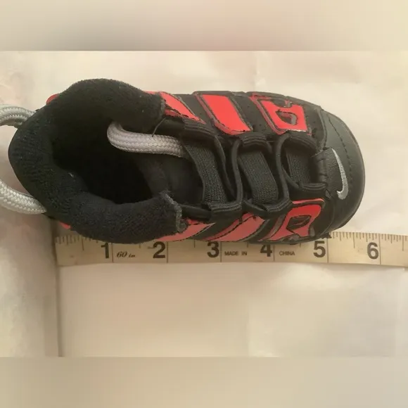 Nike Air More Uptempo '96 Mid Split Sneakers DM0020 4 or 5 baby NWOB