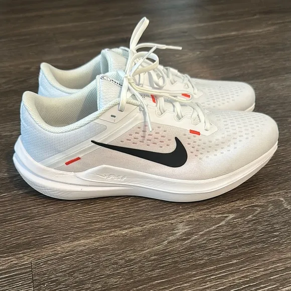 Nike Air Winflo 10 White/Black-LT Crimson