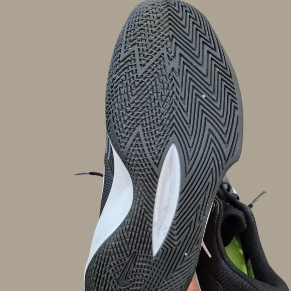 Nike Black Sneakers