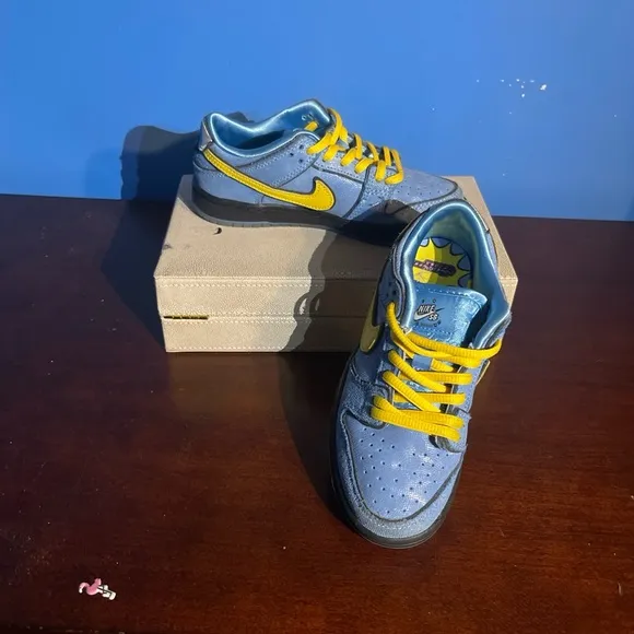Nike Blue Sneakers with Yellow Accents