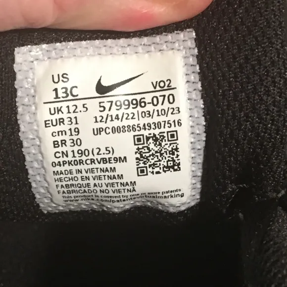 Nike Boys Airmax IVO Trainers Sneakers