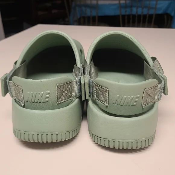 Nike Calm Mule athletic clog slide sandals size 13