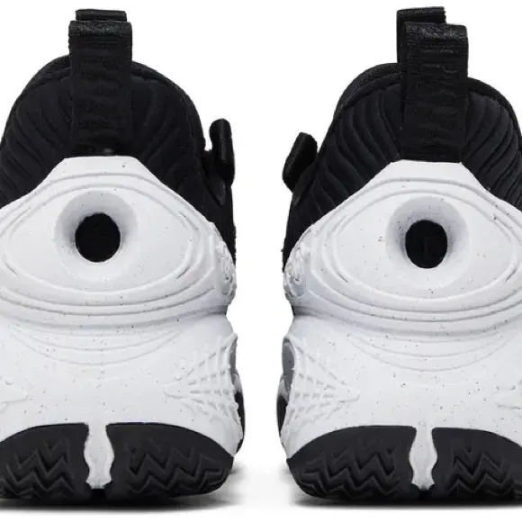 Nike Cosmic Unity TB 'Black White'