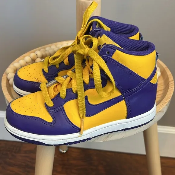 Nike Dunk High Lakers Sneakers - Purple and Gold Size 13 DZ4455-500