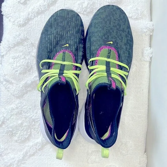 Nike Flex Contact 3 Sneakers size 14