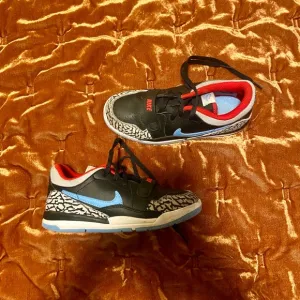 Nike Jordan Legacy Kids Black and Blue Sneakers