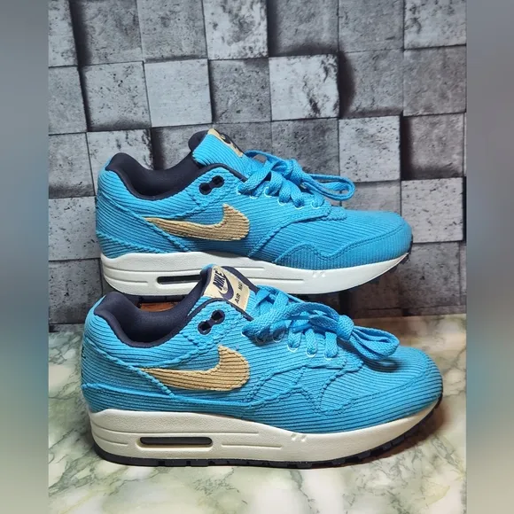 Nike Kids Air Max 1 Premium Baltic Blue Corduroy Size 4 Brand New