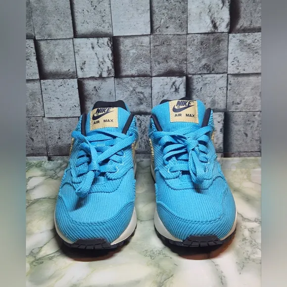 Nike Kids Air Max 1 Premium Baltic Blue Corduroy Size 4 Brand New