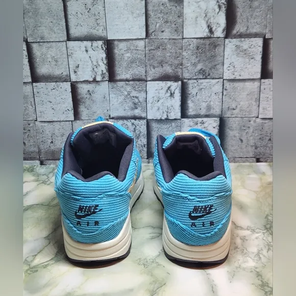 Nike Kids Air Max 1 Premium Baltic Blue Corduroy Size 4 Brand New