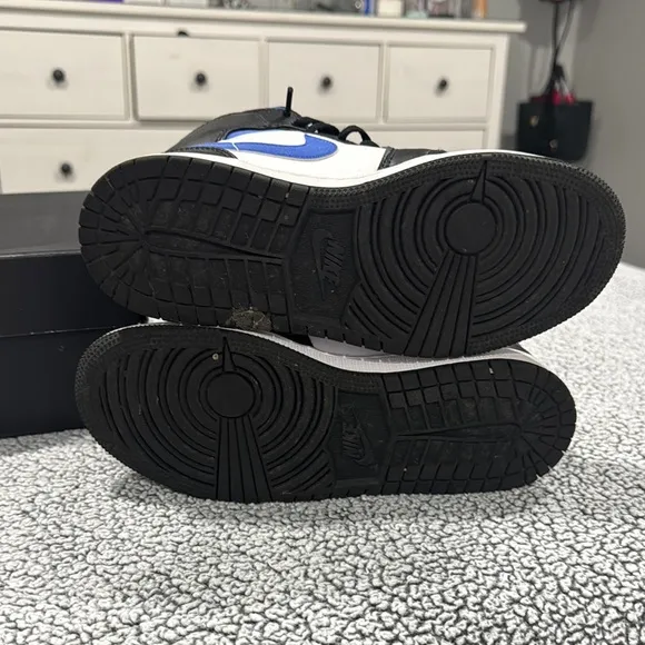 Nike Kids' Black and Blue Sneakers