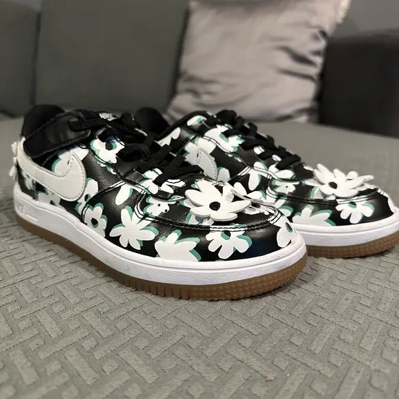 Nike Kids Black and White Floral Sneakers