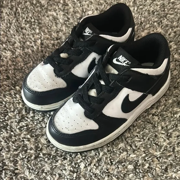 Nike Kids Black and White Sneakers